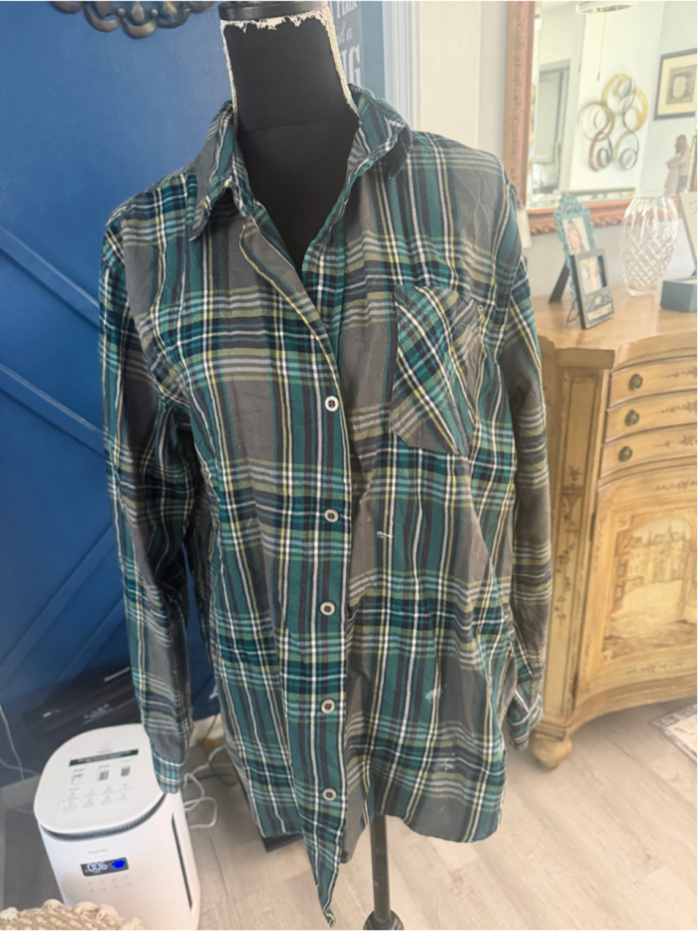 Womans Ascend Plaid Casual Button Down Shirt Large Green Grey
